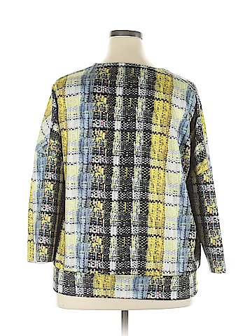 Project Runway 3/4 Sleeve Top (view 2)