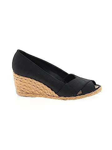 Adrienne Vittadini Wedges (view 1)