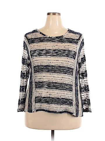 Forever 21 Plus Pullover Sweater (view 1)