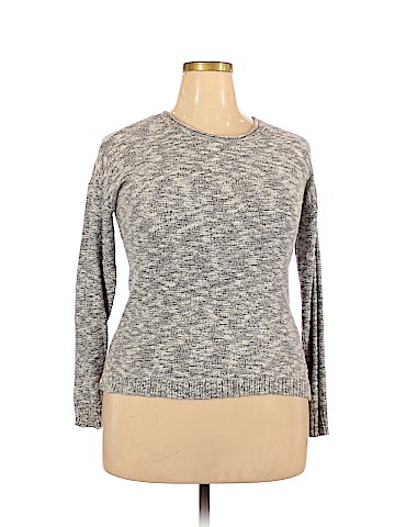 Old Navy Pullover Sweater (view 1)