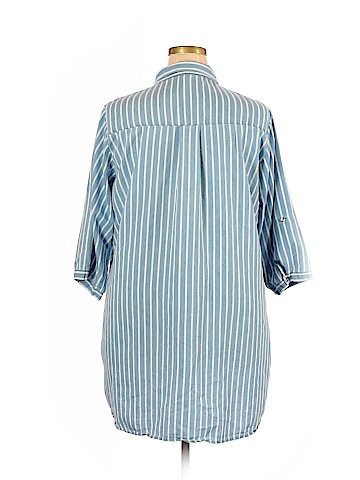 Robert Louis 3/4 Sleeve Button-Down Shirt (view 2)