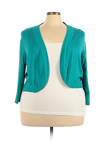 Jessica Howard Shrug (view 1)