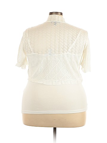 Jessica Howard Shrug (view 2)