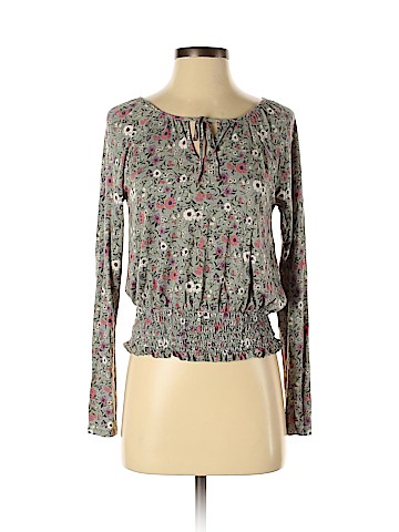 American Eagle Outfitters Long Sleeve Top (view 1)