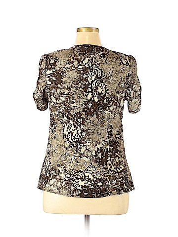 Lane Bryant Short Sleeve Button-Down Shirt (view 2)