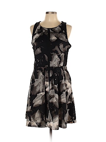 Mossimo Casual Dress (view 1)