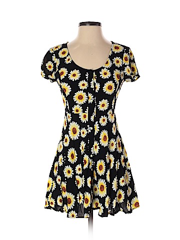 Forever 21 Casual Dress (view 1)