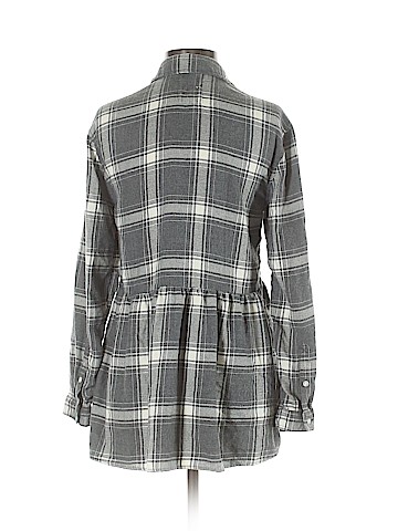 American Eagle Outfitters Long Sleeve Button-Down Shirt (view 2)