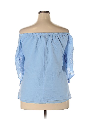 Lane Bryant Outlet Short Sleeve Blouse (view 2)