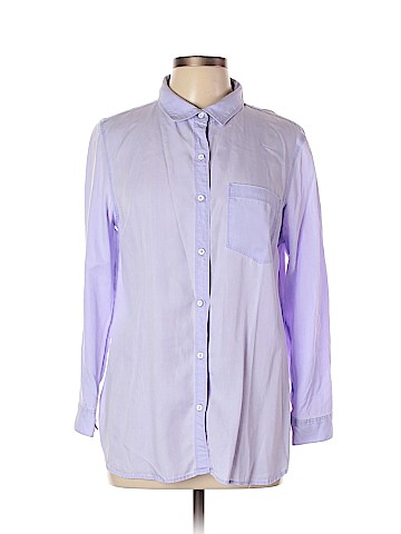 Old Navy Long Sleeve Button-Down Shirt (view 1)