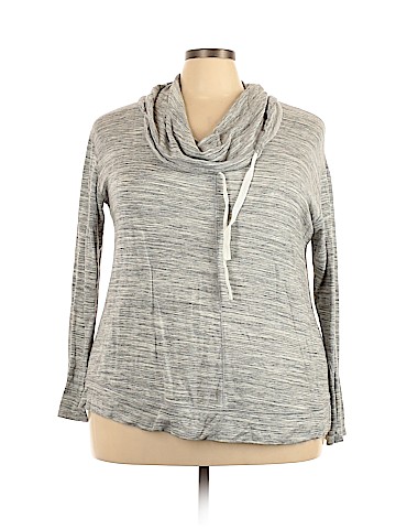 Livi Active Pullover Hoodie (view 1)