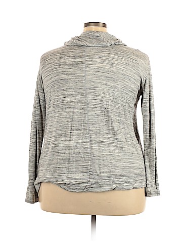 Livi Active Pullover Hoodie (view 2)