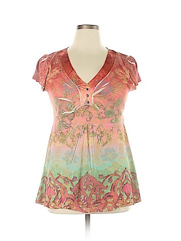 Unity World Wear Short Sleeve Top (view 1)