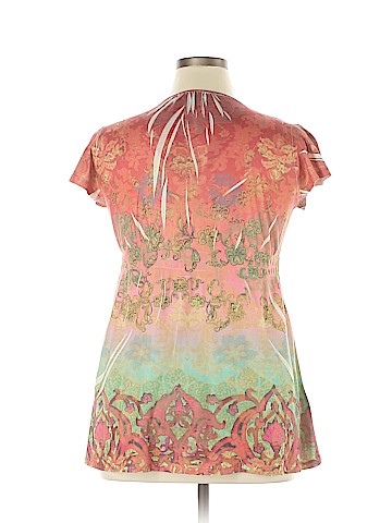 Unity World Wear Short Sleeve Top (view 2)