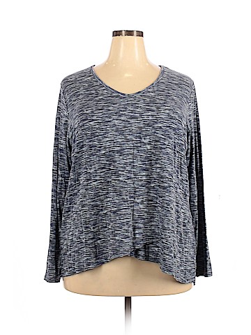 Croft & Barrow Plus Long Sleeve Top (view 1)