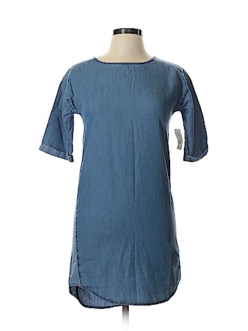 Old Navy Casual Dress (view 1)