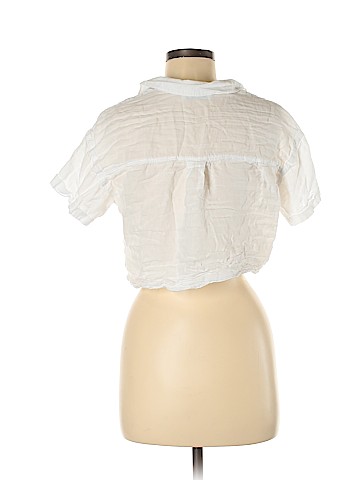 Hollister Short Sleeve Button-Down Shirt (view 2)