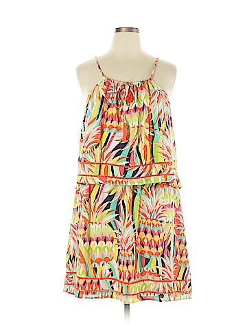 Crown & Ivy Casual Dress (view 1)