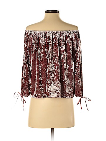 American Eagle Outfitters 3/4 Sleeve Top (view 2)