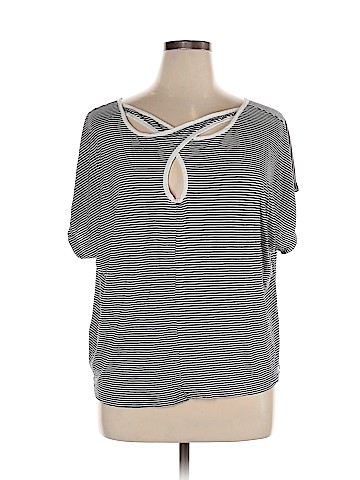 Old Navy Short Sleeve Top (view 1)