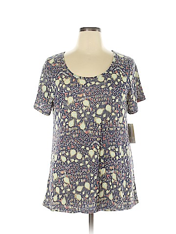 Lularoe Short Sleeve T-Shirt (view 1)