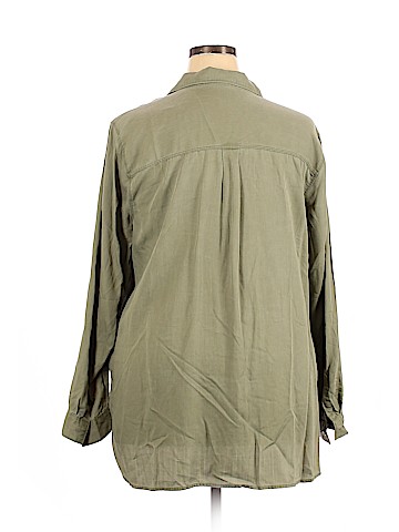 Old Navy Long Sleeve Button-Down Shirt (view 2)