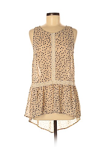 Stitch's Sleeveless Blouse (view 1)