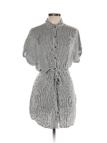 Forever 21 Casual Dress (view 1)