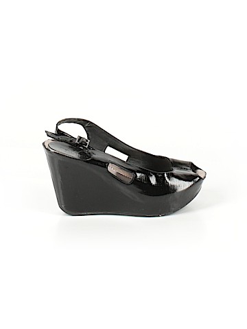 Kenneth Cole REACTION Wedges (view 1)