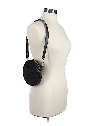 Cuyana Leather Shoulder Bag (view 2)