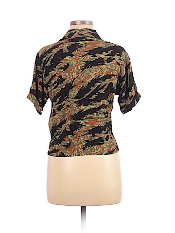 Forever 21 Short Sleeve Button-Down Shirt (view 2)