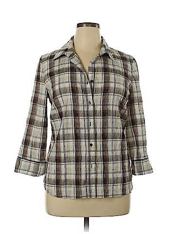 Faded Glory Plus 3/4 Sleeve Button-Down Shirt (view 1)