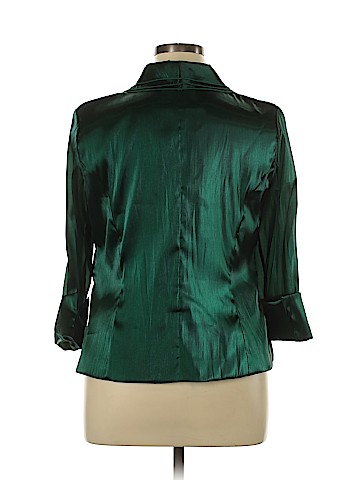 Cachet Long Sleeve Button-Down Shirt (view 2)