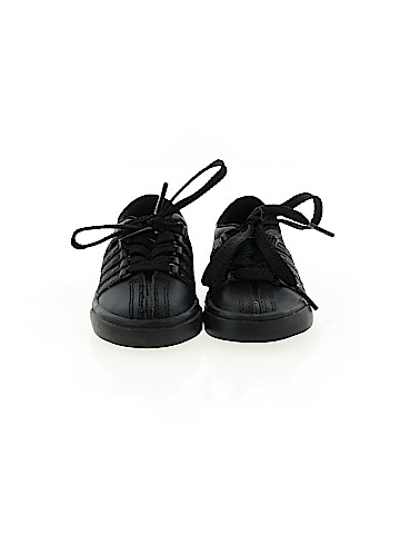 K-Swiss Sneakers (view 2)