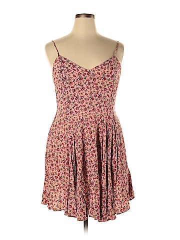 Xhilaration Casual Dress (view 1)