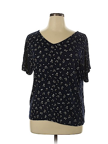 Old Navy Short Sleeve Top (view 1)