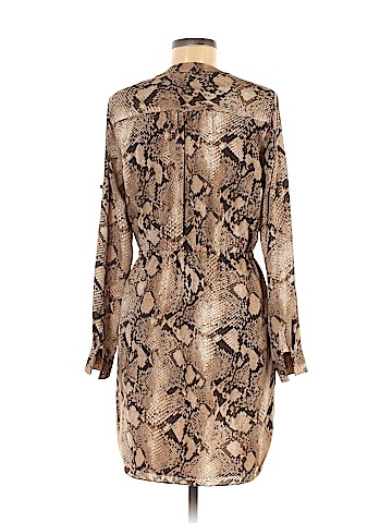 Banana Republic Casual Dress (view 2)