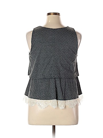 Candie's Sleeveless Top (view 2)
