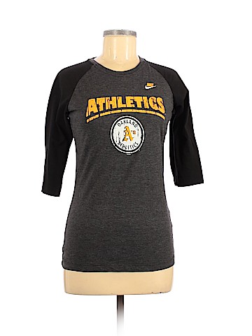 Nike 3/4 Sleeve T-Shirt (view 1)