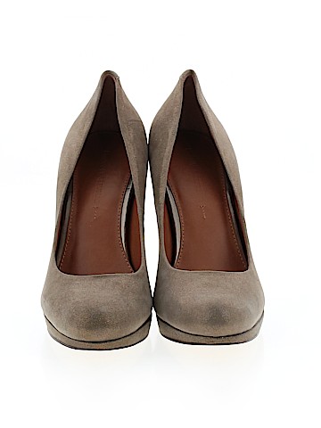 Banana Republic Heels (view 2)