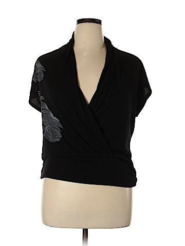 Ricki's Pullover Sweater (view 1)