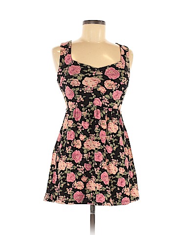 Forever 21 Casual Dress (view 1)