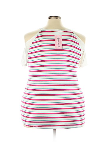 Extra Touch Short Sleeve Top (view 2)