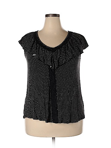 Maurices Short Sleeve Top (view 1)