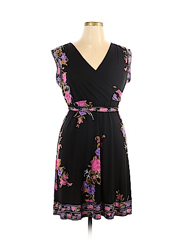 Apt. 9 Casual Dress (view 1)