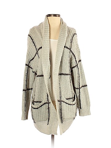 Leith Cardigan (view 1)