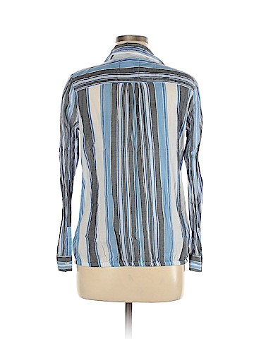 Old Navy - Maternity Long Sleeve Button-Down Shirt (view 2)