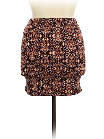 Forever 21 Plus Casual Skirt (view 2)