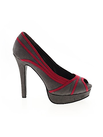 Shoedazzle Heels (view 1)