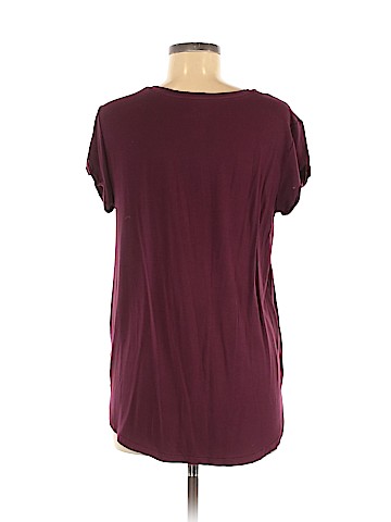 American Eagle Outfitters Short Sleeve T-Shirt (view 2)